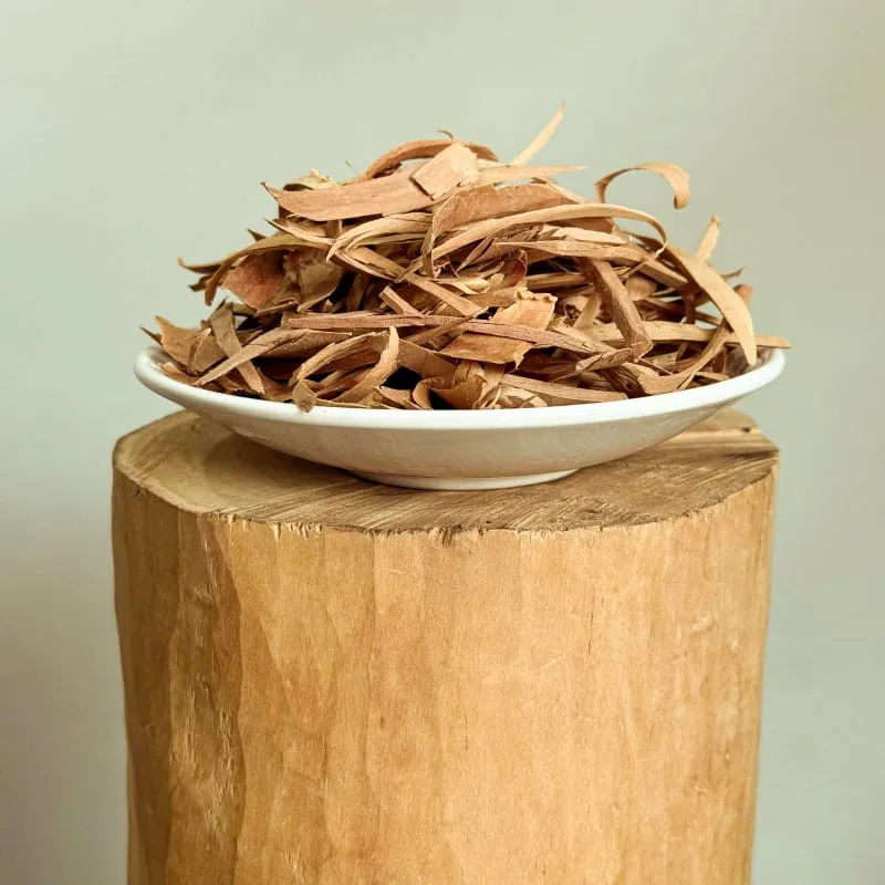 cây đàn hương có thơm không