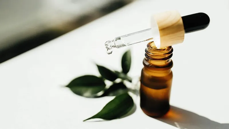 chiết xuất co2 tinh dầu đàn hương