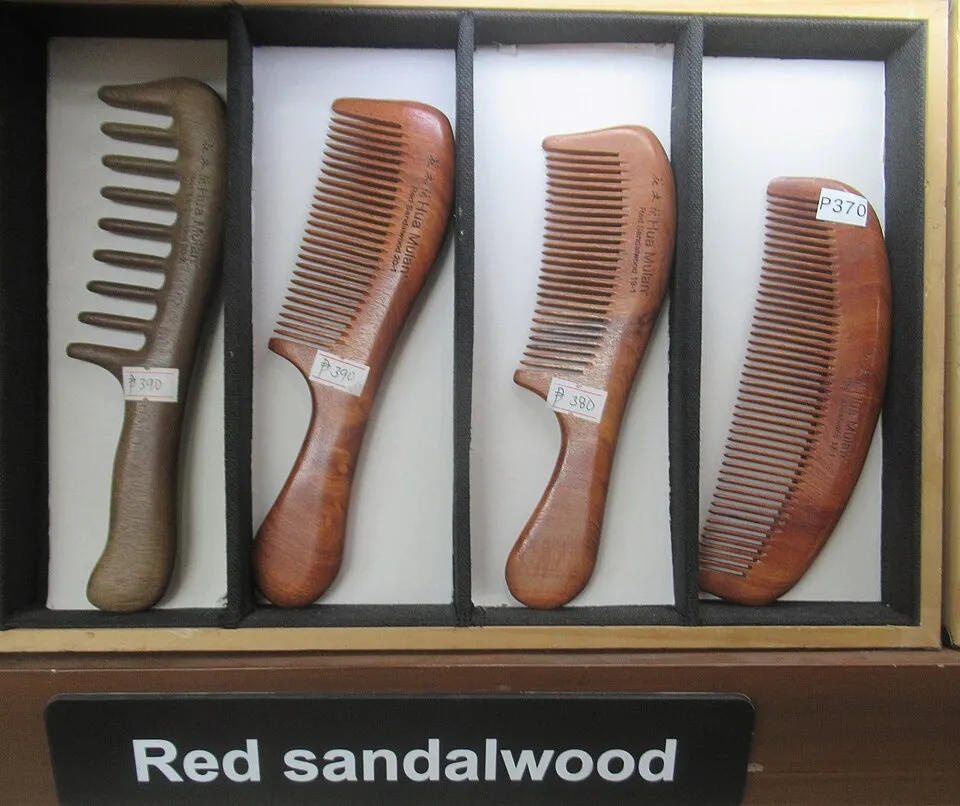 sản phẩm làm từ đàn hương