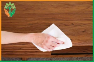 tẩy dầu bề mặt gỗ đàn hương