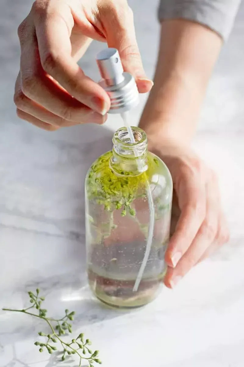 xịt thơm phòng mùi đàn hương